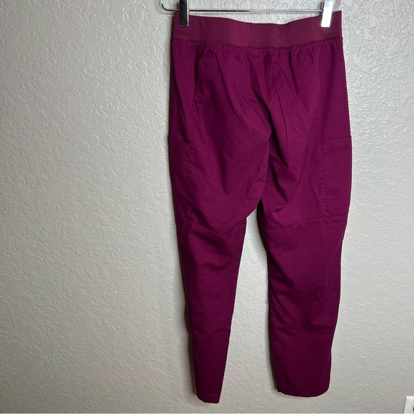 Wonder Wink Pro Maroon/Burgundy Scrubs Top + Bottom Included - Picture 5 of 15